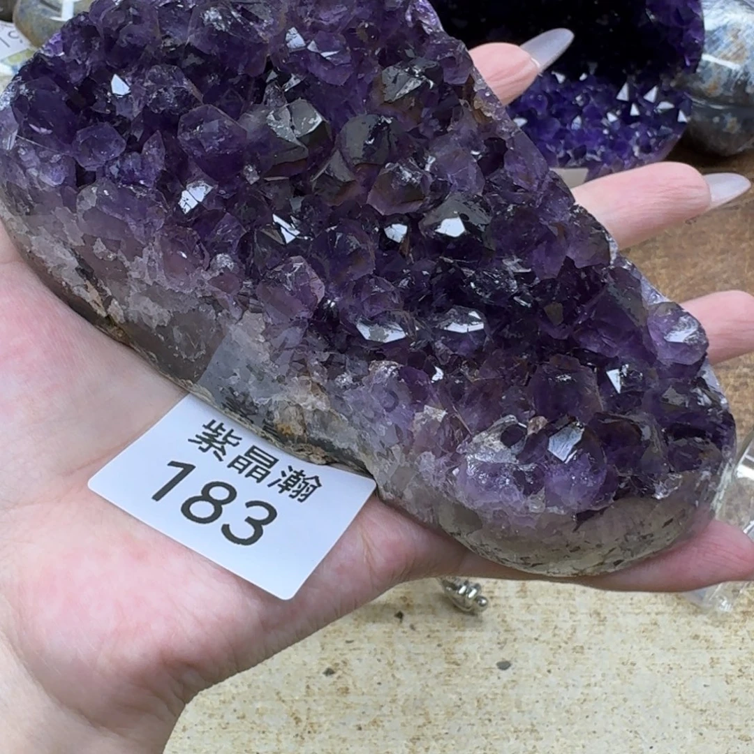 未镶嵌大型摆件（非配饰）水晶