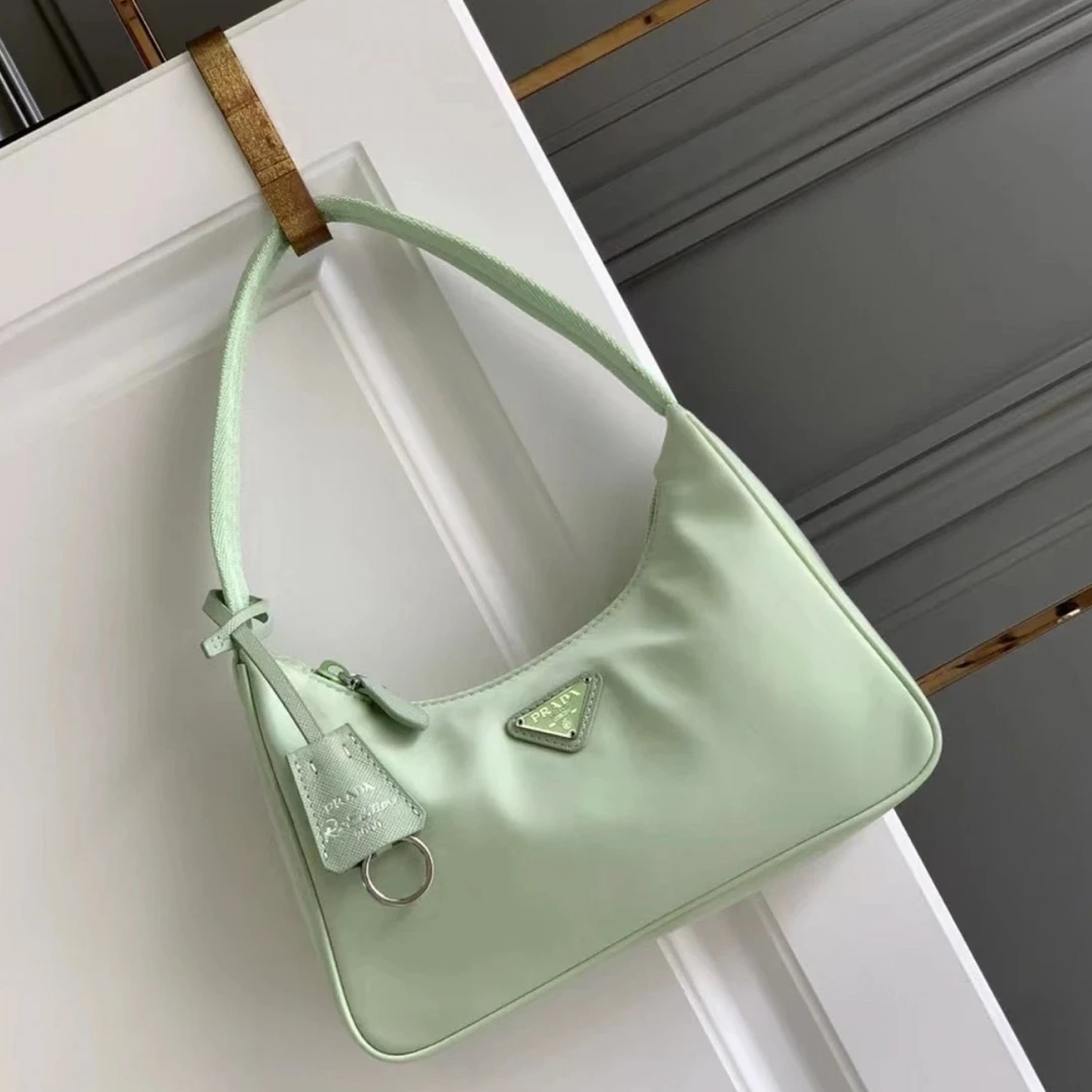 95新 Prada/普拉达 薄荷绿hobo腋下单肩包77405258