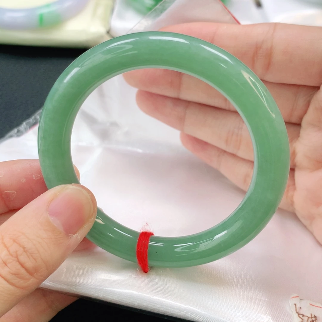 未镶嵌手镯翡翠缅甸圆52