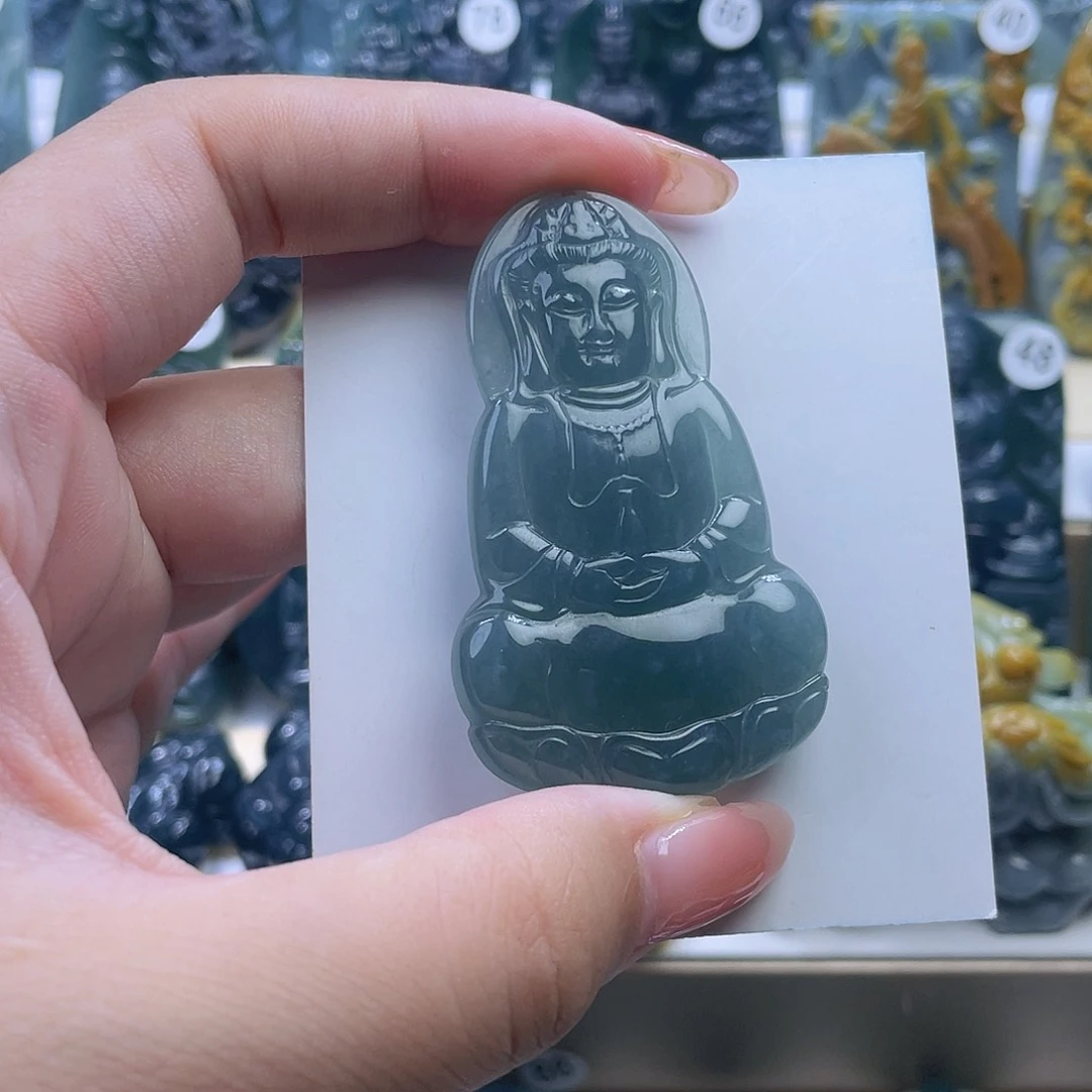 翡翠未镶嵌颈饰翡翠未镶嵌