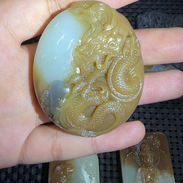 和田玉未镶嵌吊坠(不含链)