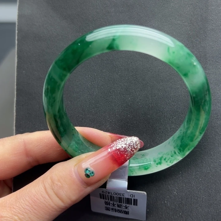 石英质玉未镶嵌手镯秀秀61.4