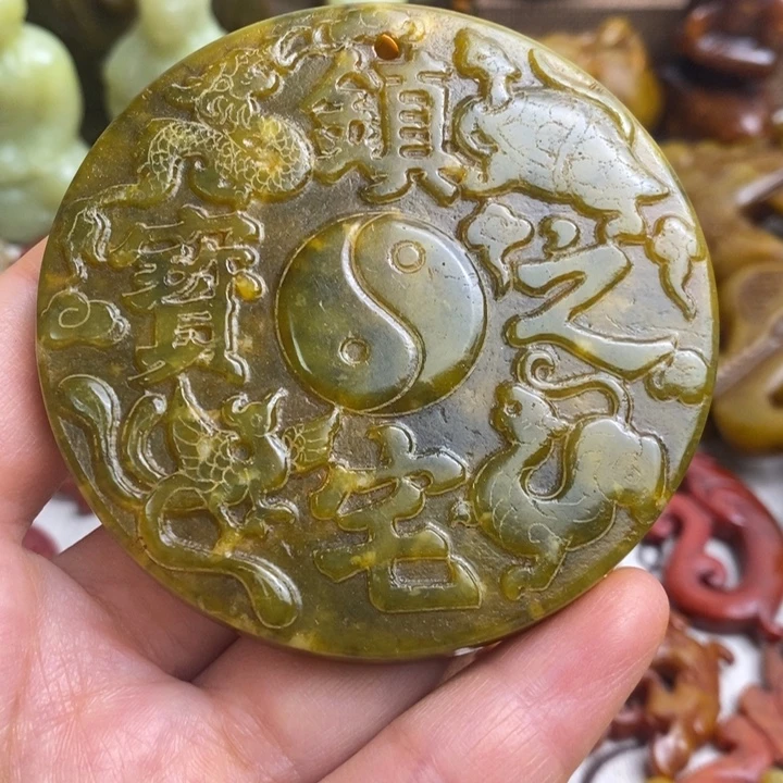 未镶嵌蛇纹石玉颈饰94
