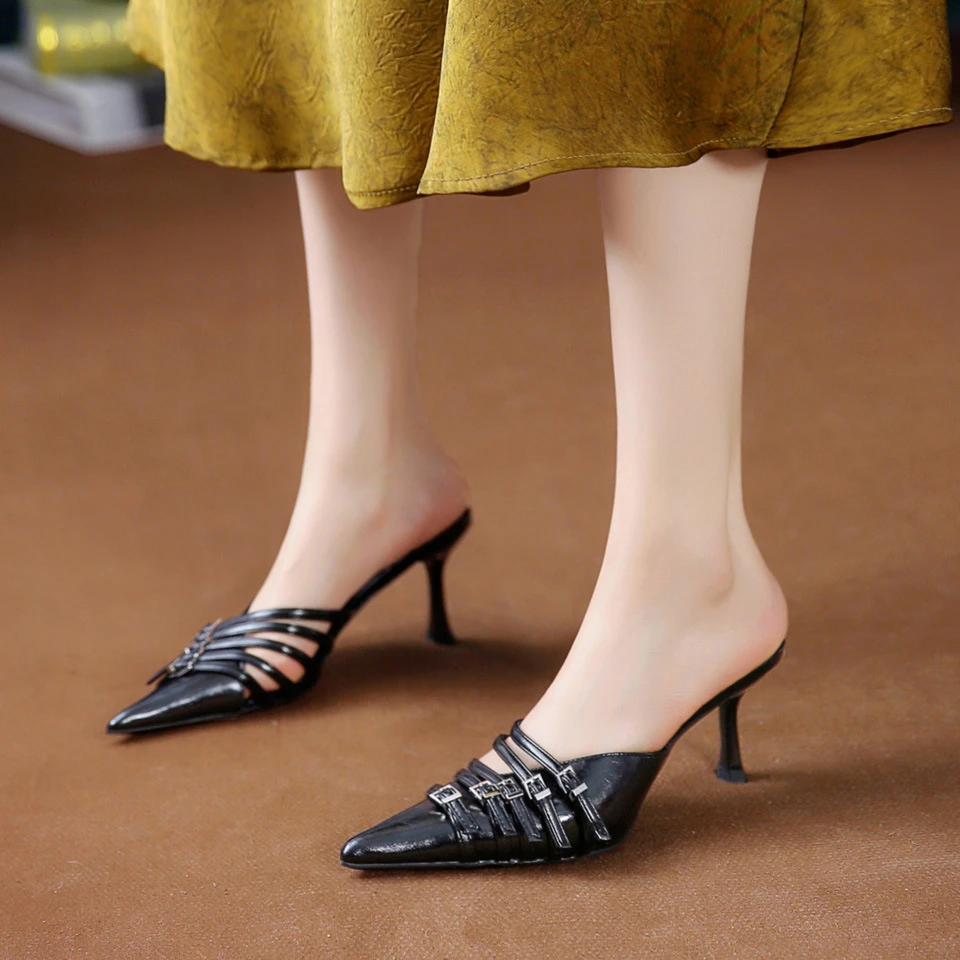 中跟个性皮带装饰细跟包头包头拖尖头网红时尚法式春夏百搭半拖