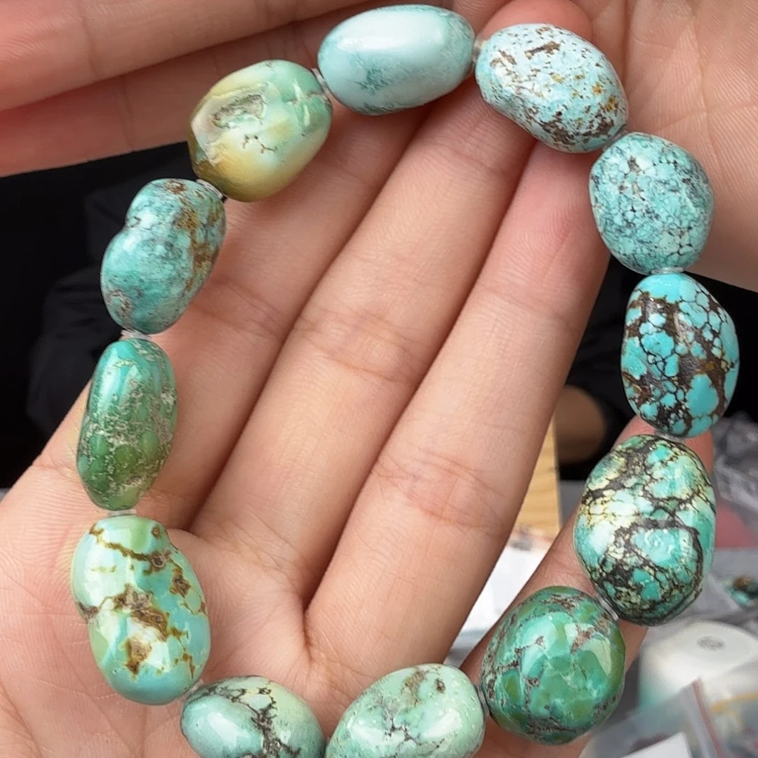 绿松石未镶嵌珠宝奇石