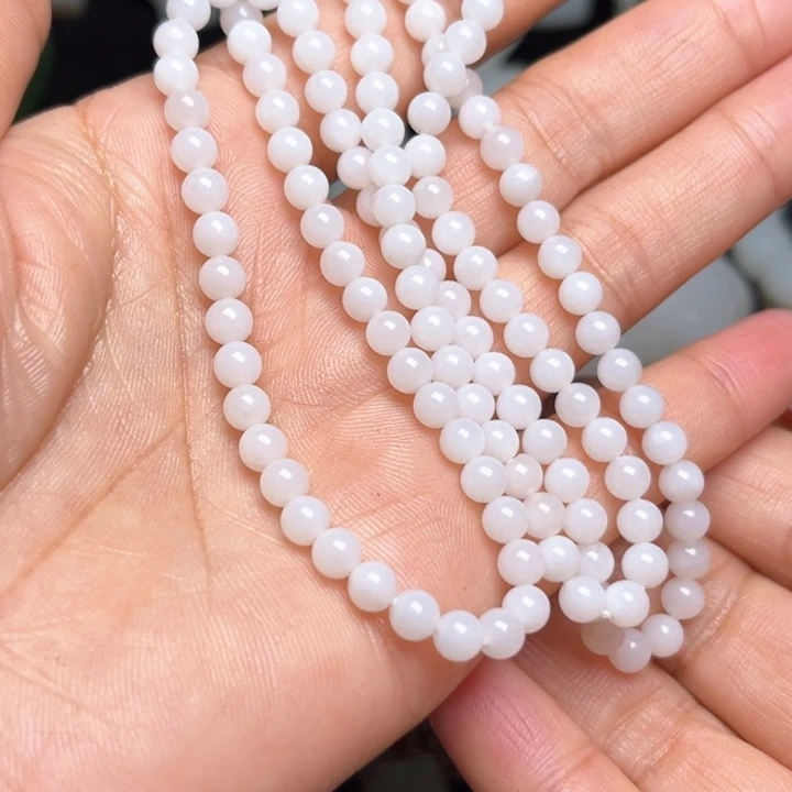 吊坠(不含链)未镶嵌和田玉?