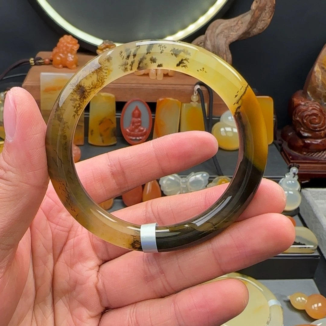 石英质玉（黄龙玉）未镶嵌手镯