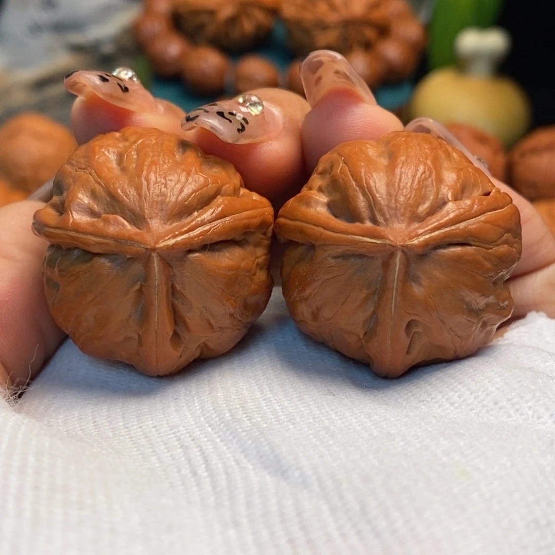 文玩核桃把件元宝三棱