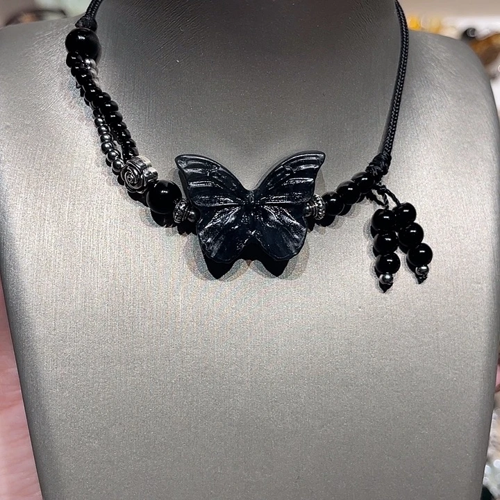 蛇纹石玉合金颈饰