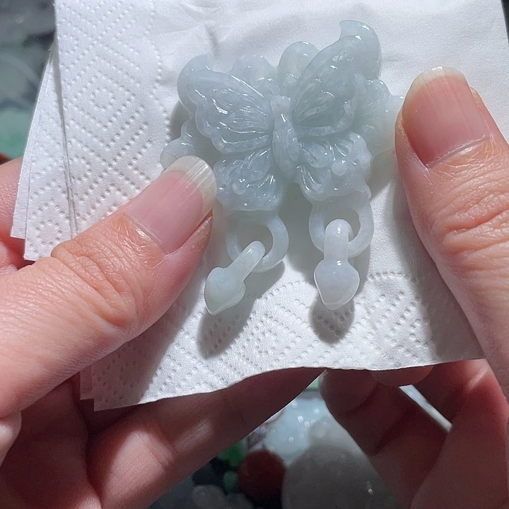 颈饰未镶嵌翡翠天