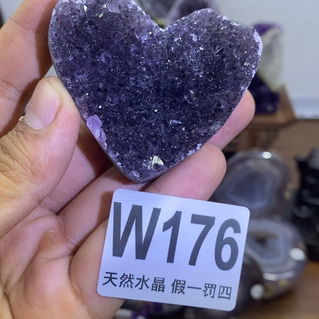 未镶嵌水晶大型摆件（非配饰）