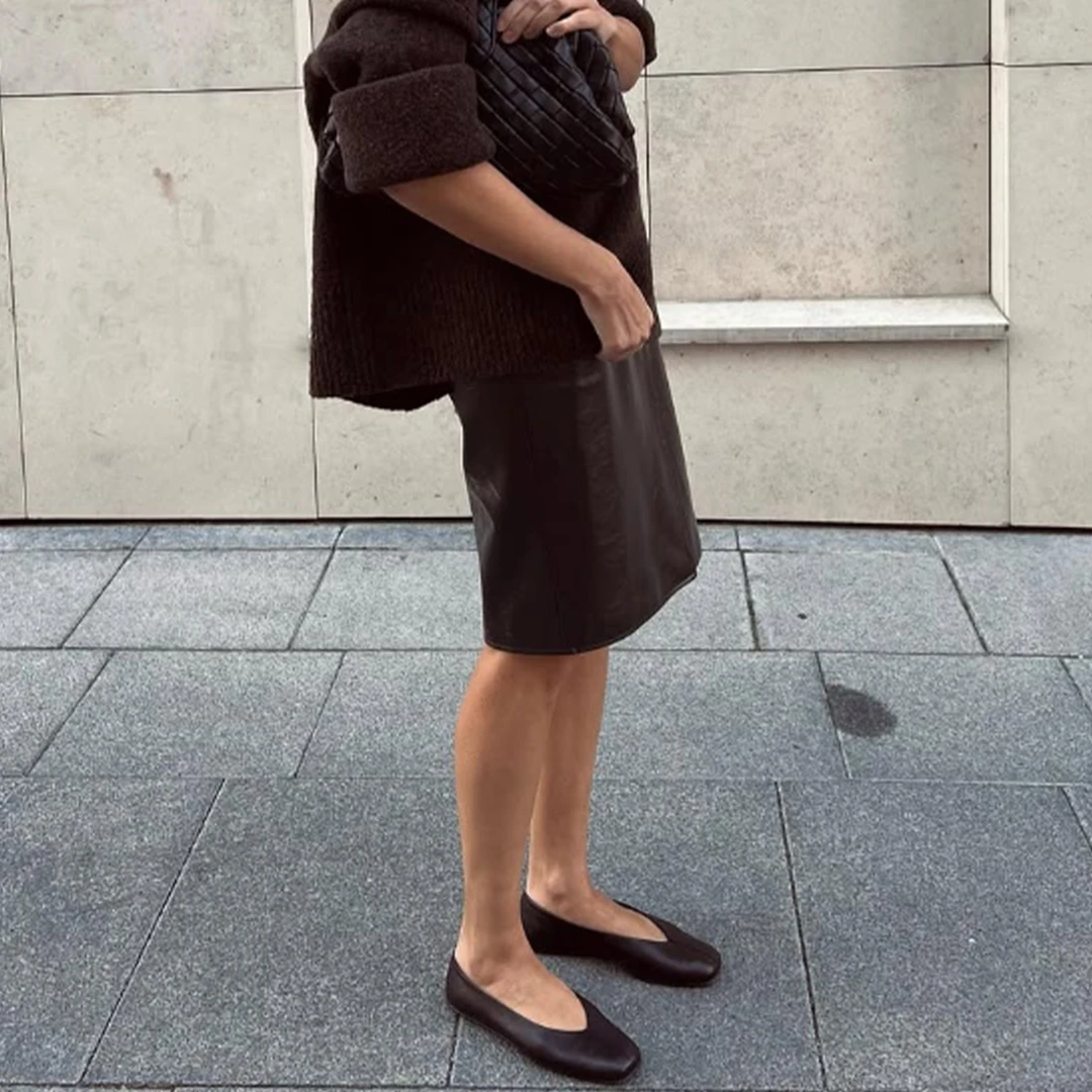 绝美巨好看的秋冬美拉德半身裙2025新款女包臀裙咖色皮裙棕色半裙