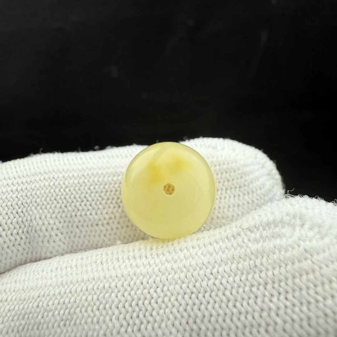 J2498天然原矿蜜蜡墩子12.7*9.8mm支持复检