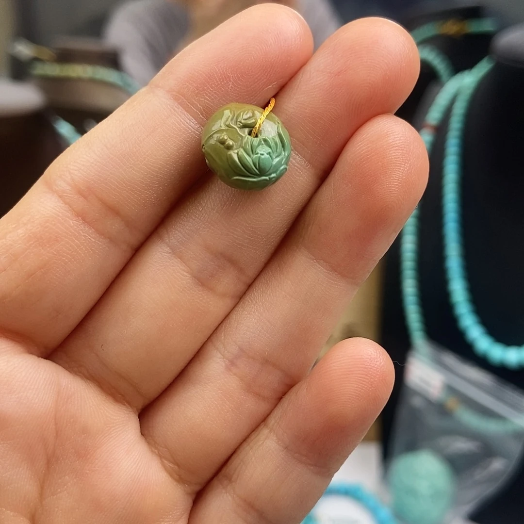 未镶嵌绿松石珠宝奇石