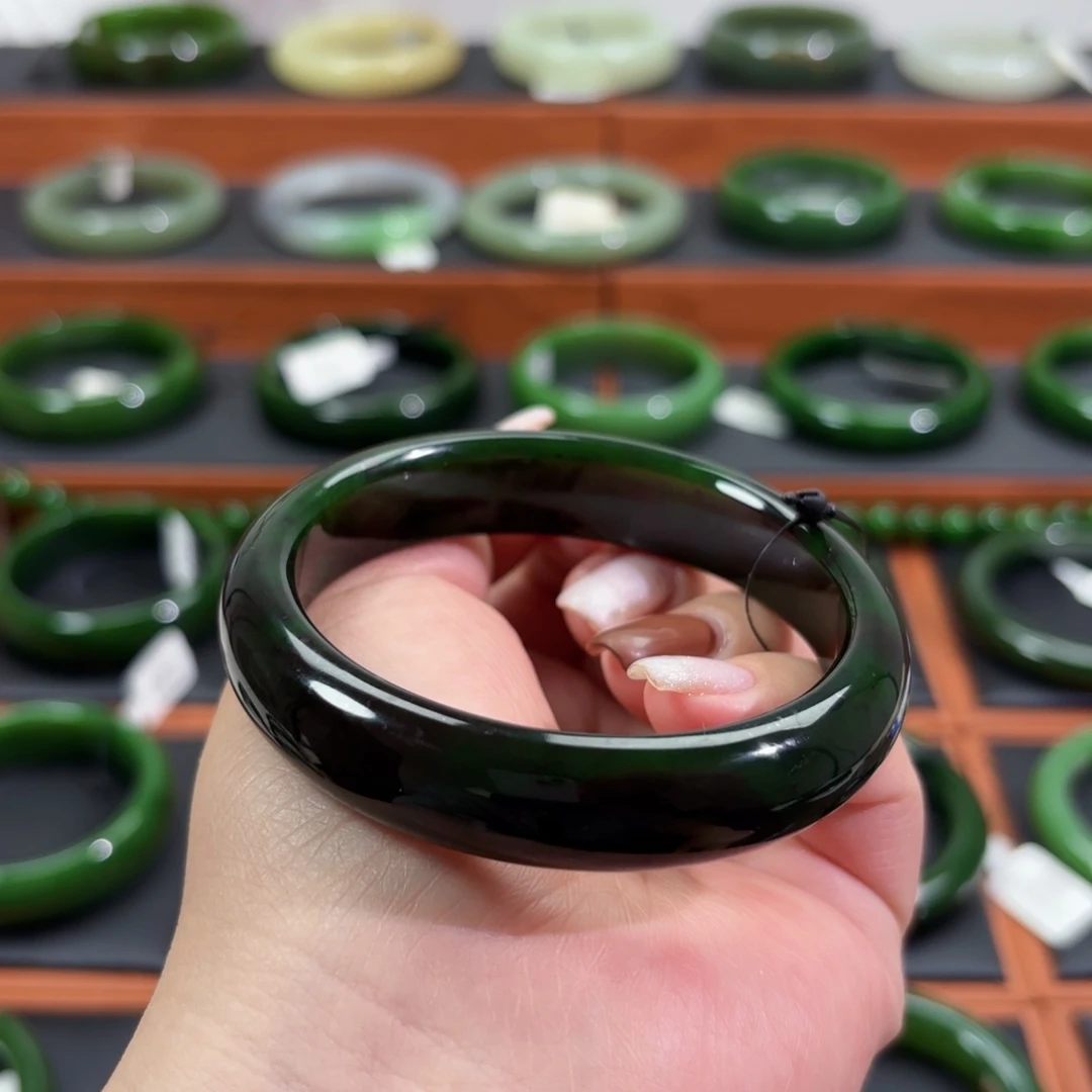 和田玉未镶嵌手镯59/60