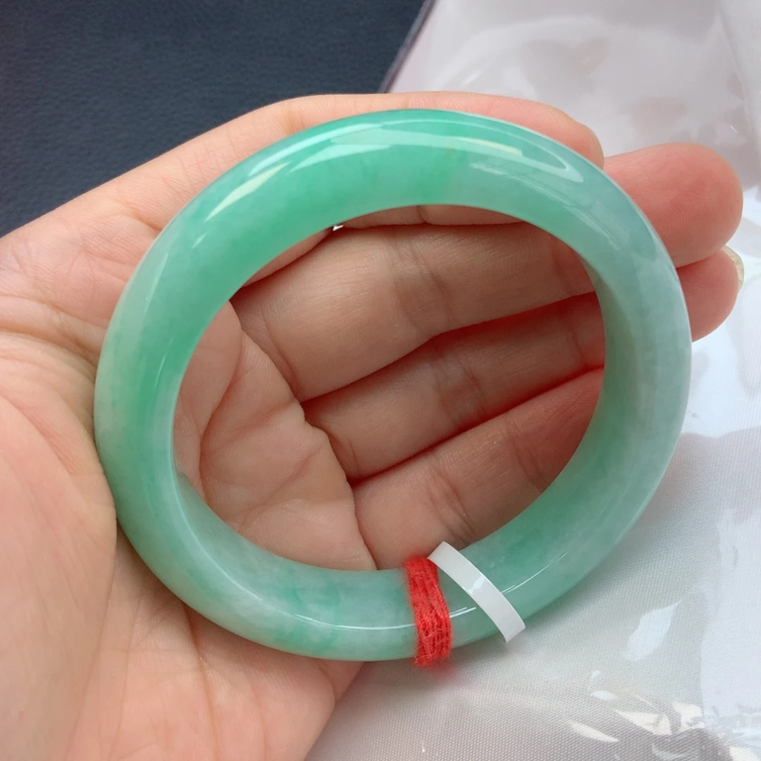 未镶嵌手镯翡翠54圈