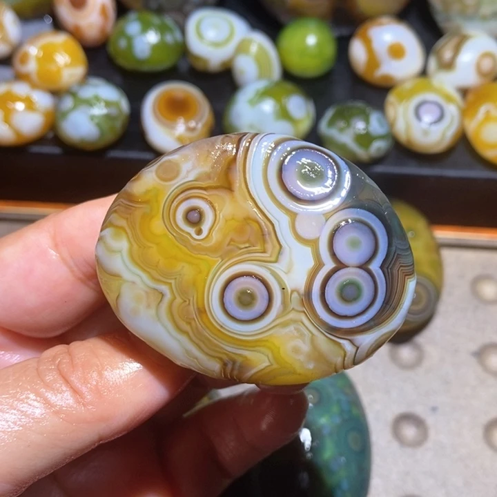 玛瑙/玉髓未镶嵌珠宝半成品