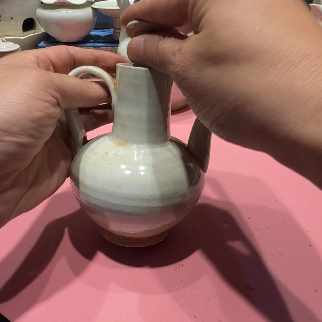 其他漂亮的小瓷瓶子