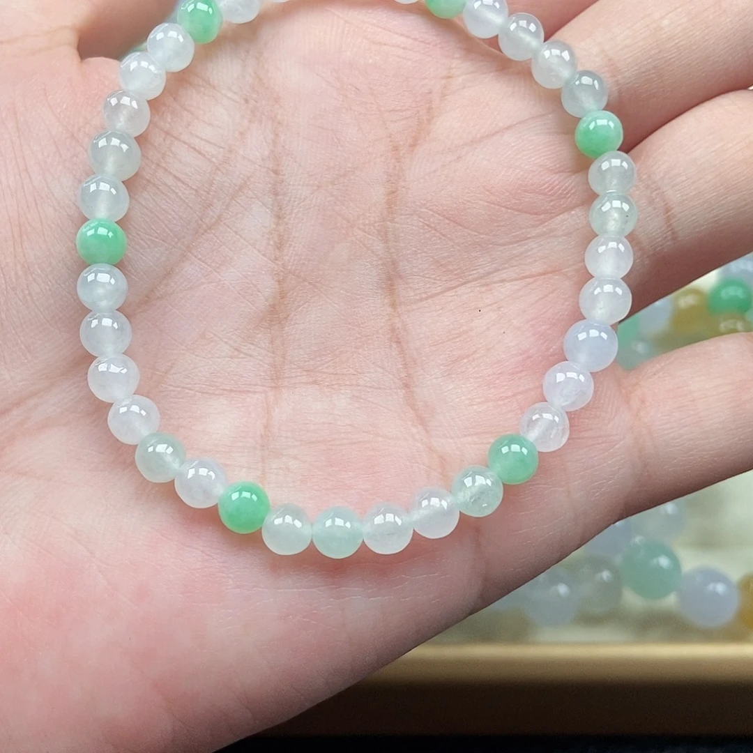 翡翠未镶嵌手链卡5.5