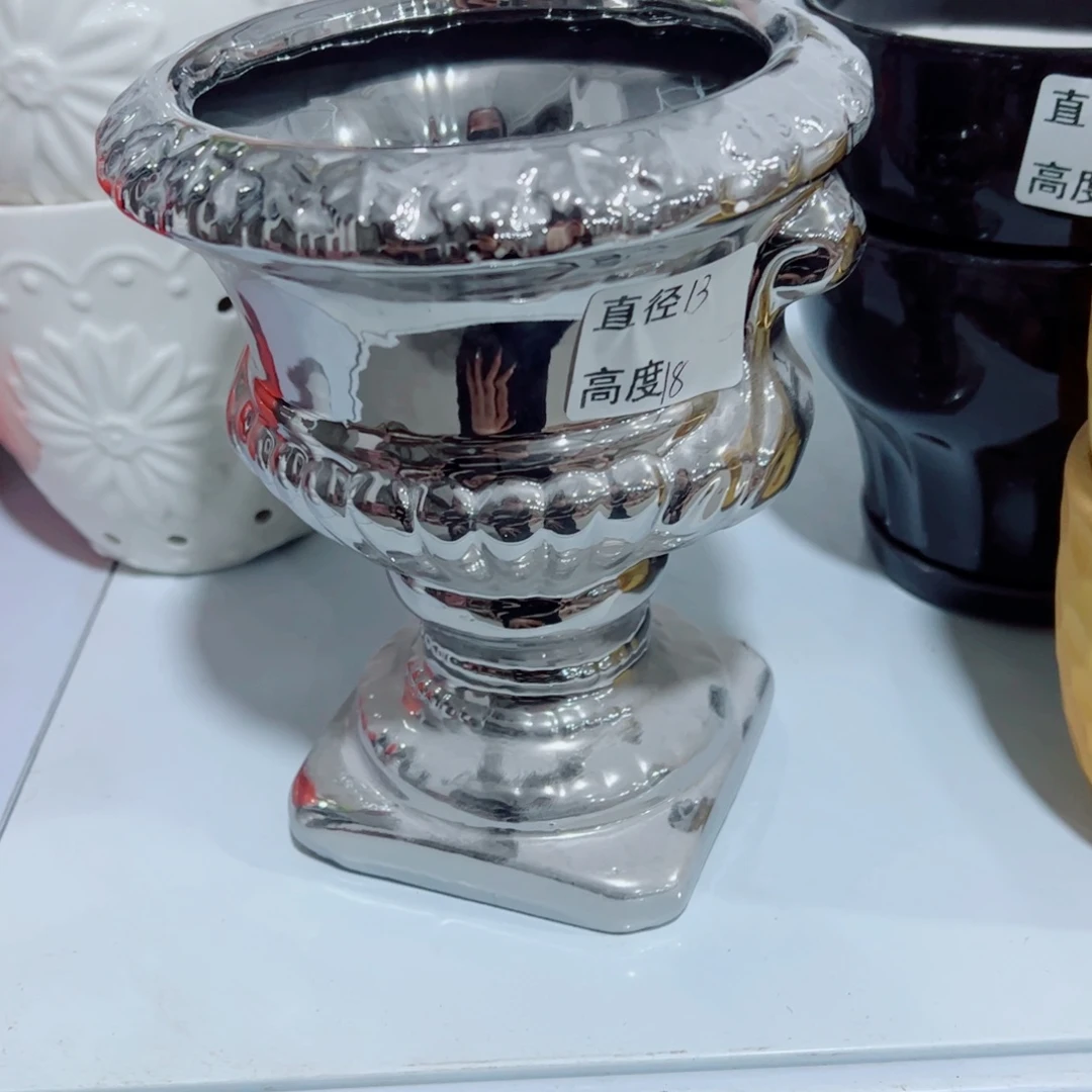 满10米包邮发货，默认打孔发货，不打孔联系客服备注。