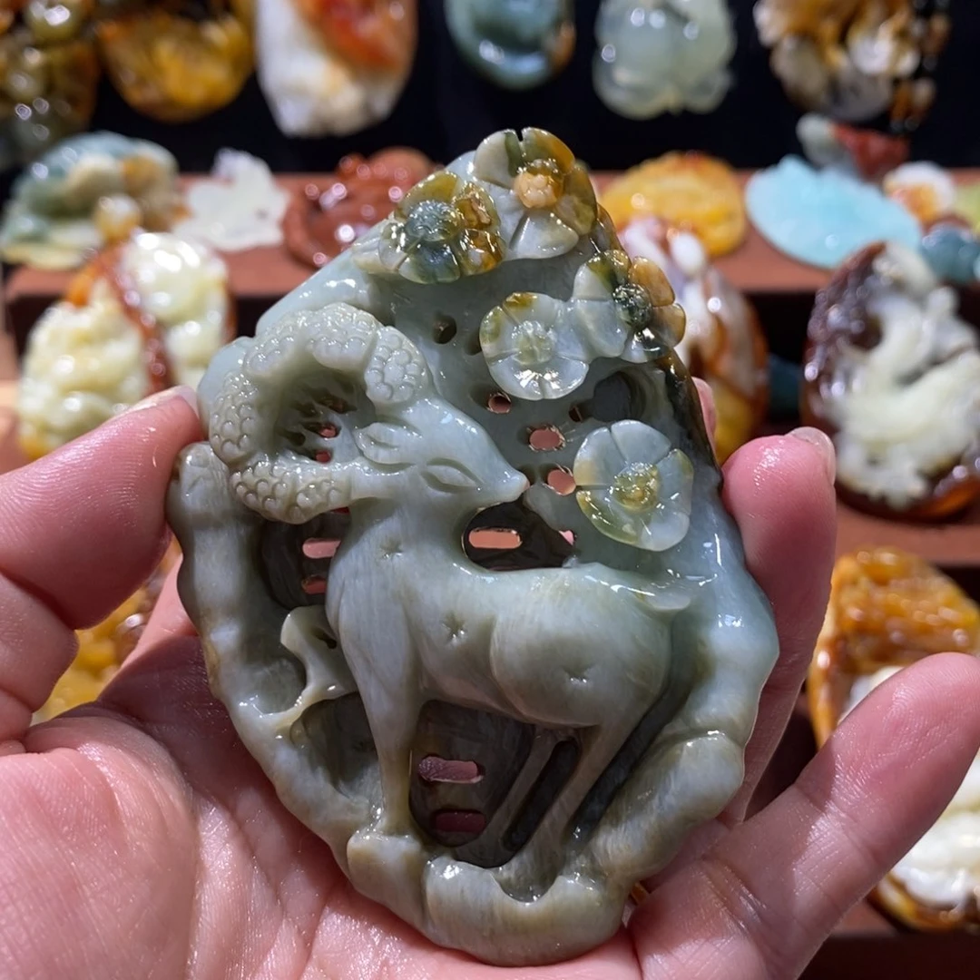 蛇纹石玉未镶嵌颈饰