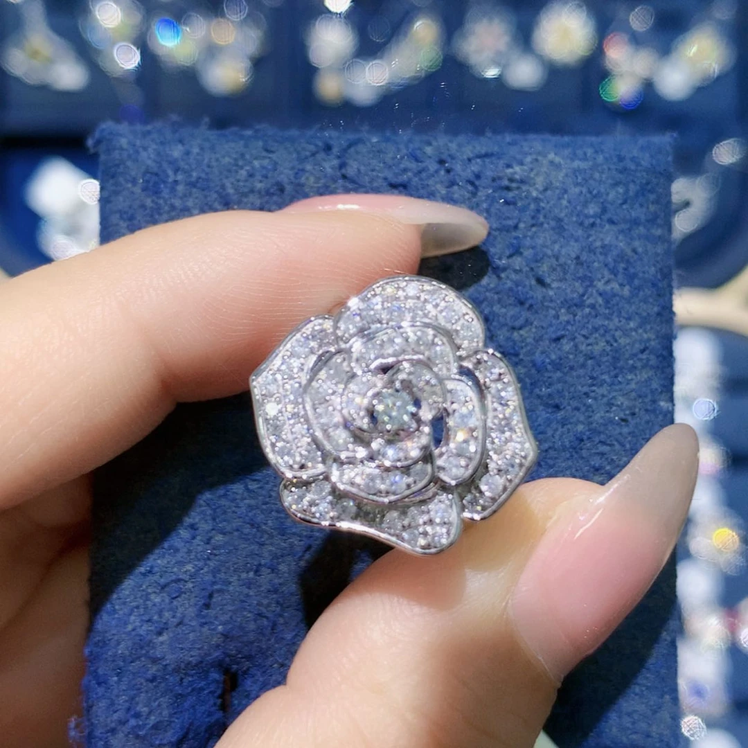 【闪购商品】铂Pt900镶嵌戒托钻石钻石