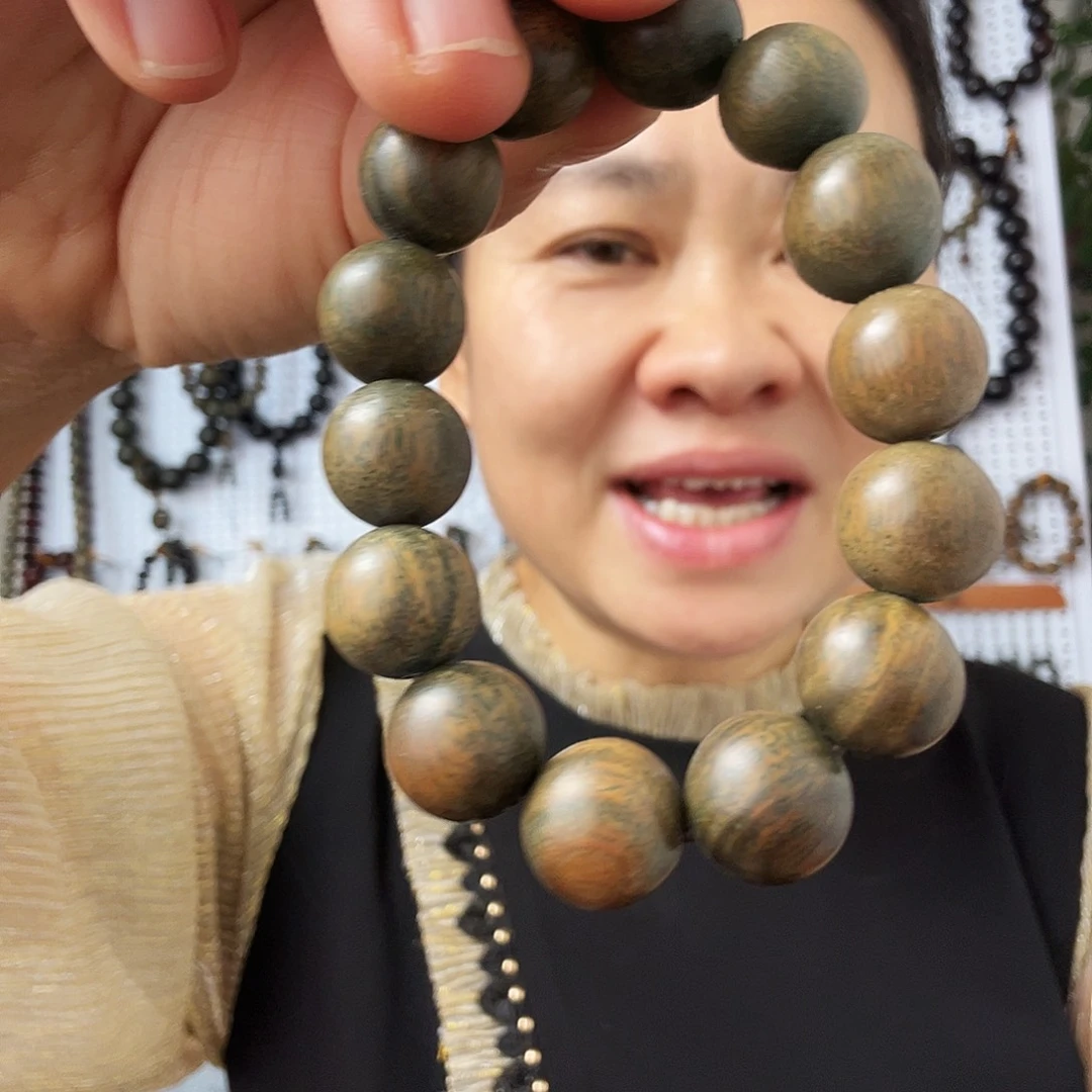 扇子绿檀木1.2的17粒