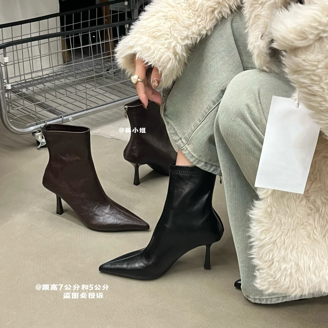 2025秋冬新款法式气质时尚百搭细跟高跟时装靴尖头后拉链显瘦短靴