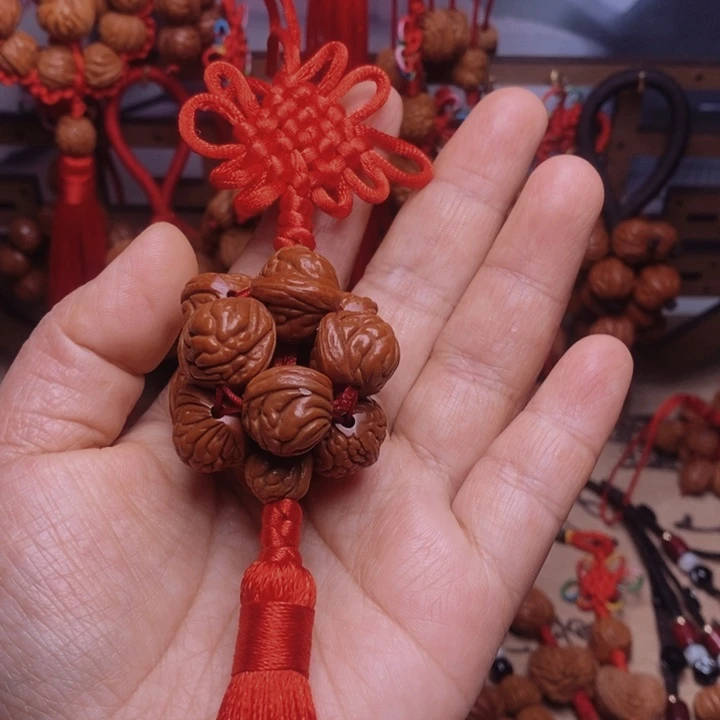 吊坠桃核龙纹桃枭