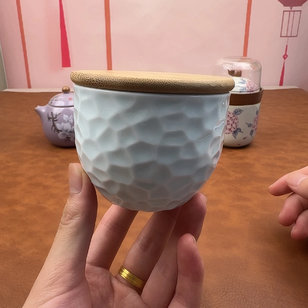 瓷片羊脂玉锤纹茶叶罐