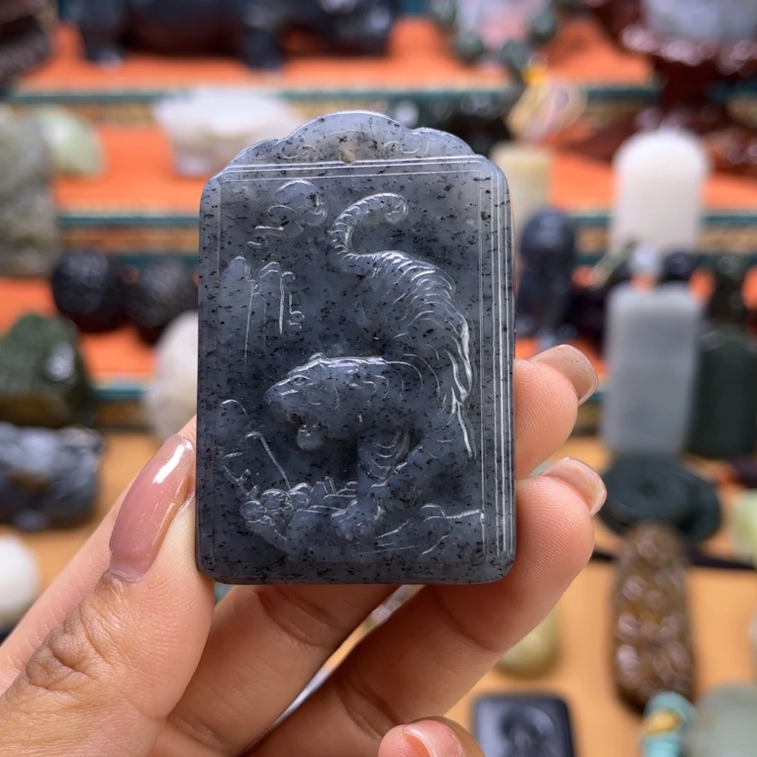 和田玉未镶嵌挂件