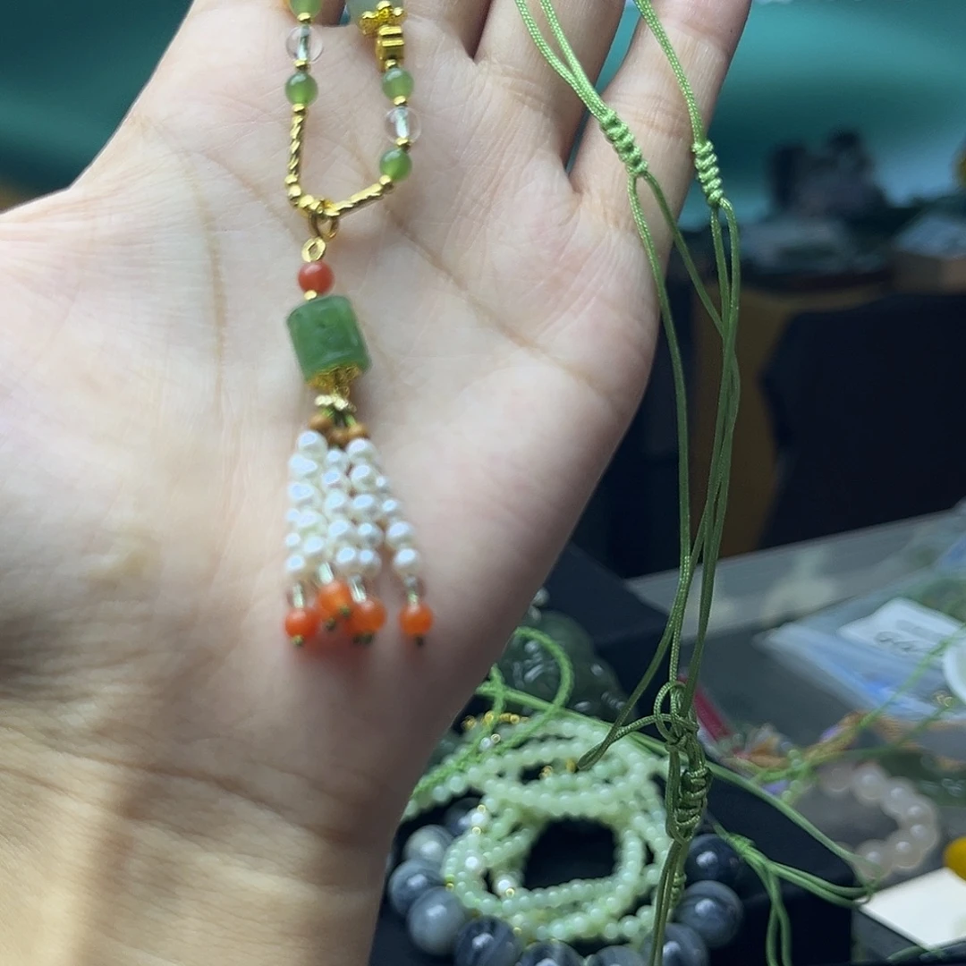 颈饰未镶嵌和田玉