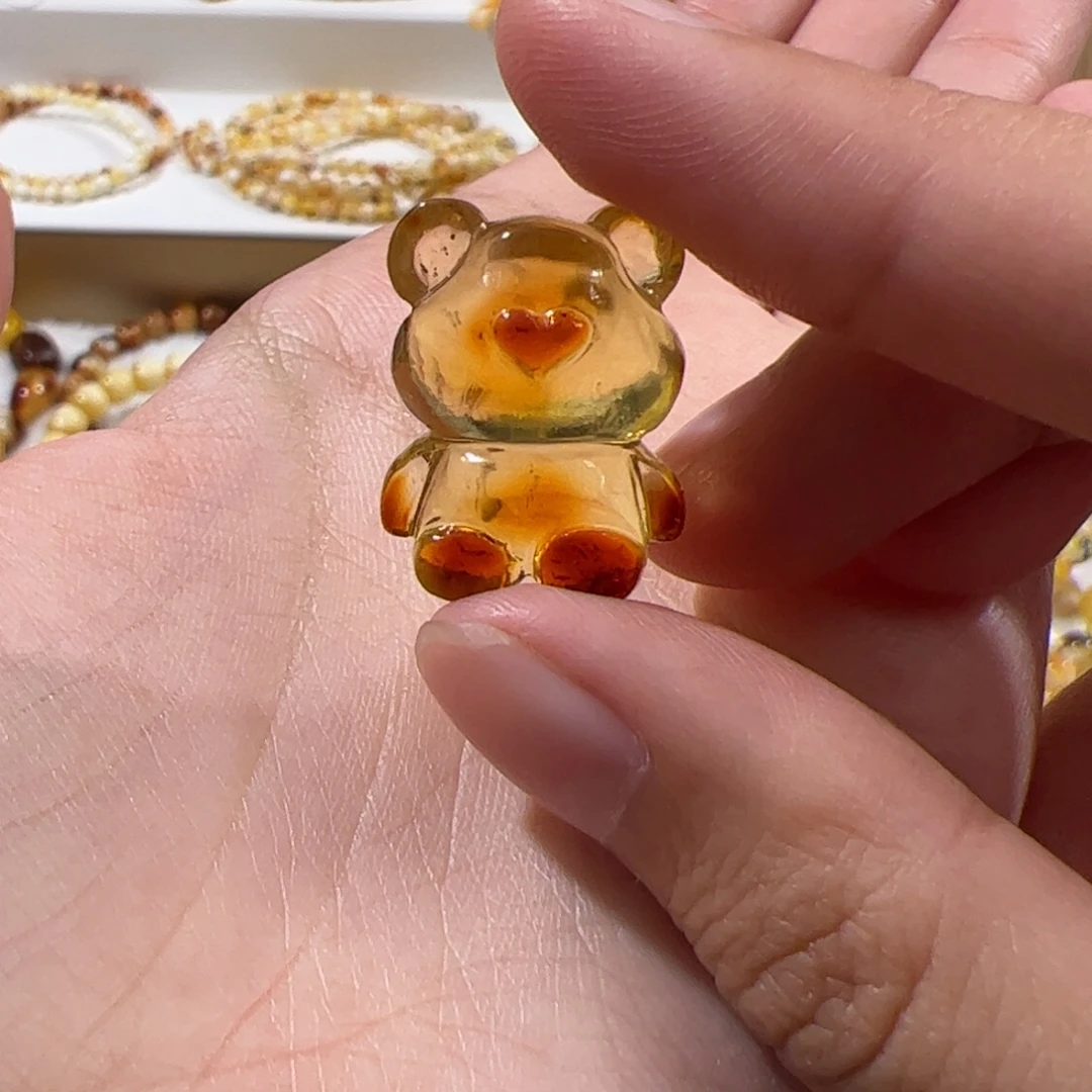 琥珀未镶嵌珠宝奇石沁色小熊