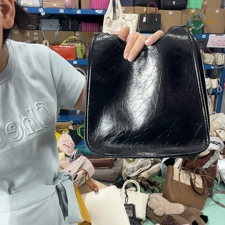 蚕丝筱*姐健健康康平平安安