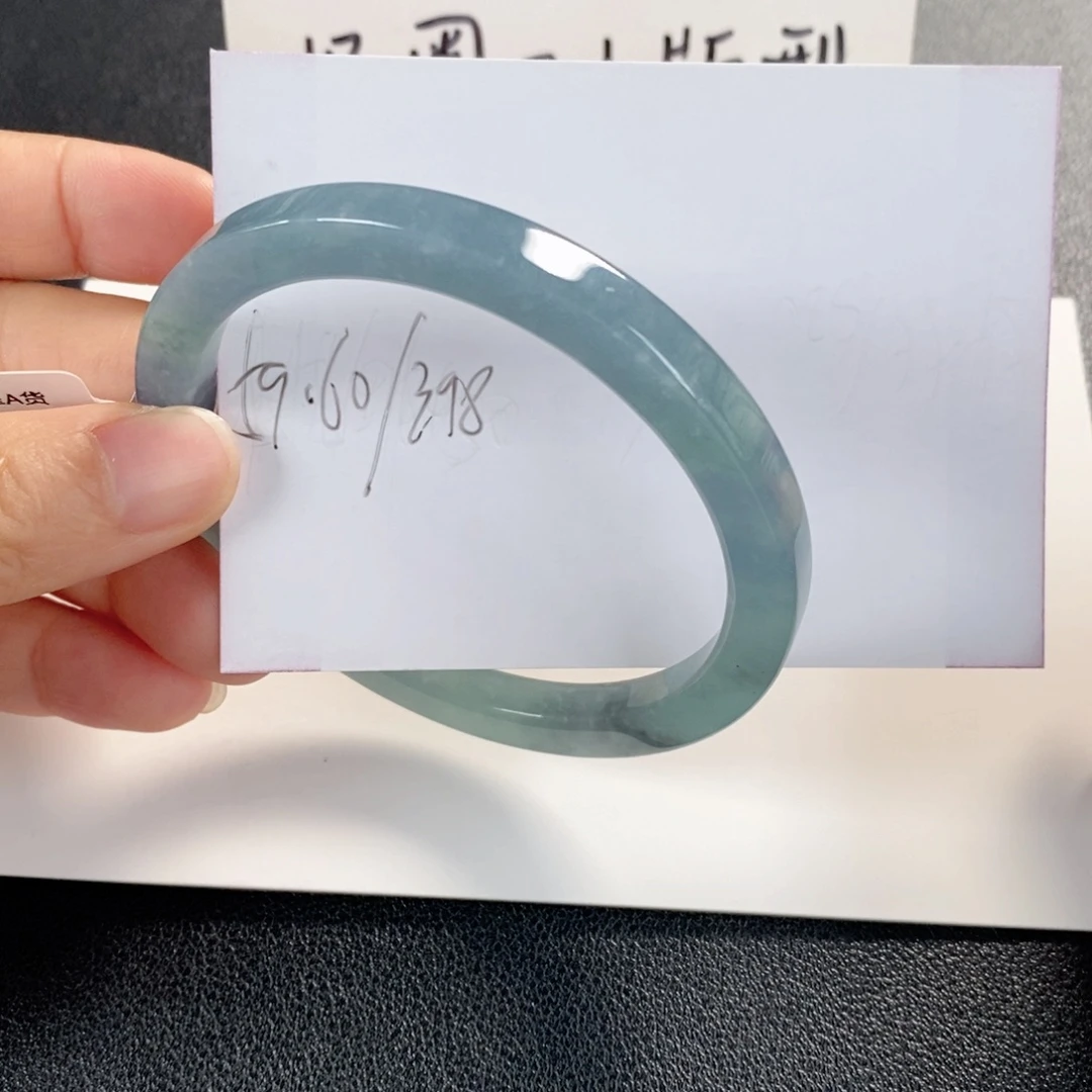 翡翠未镶嵌手镯天然翡翠