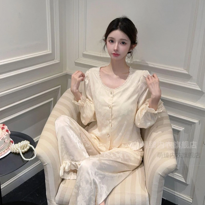 女大睡衣薄款夏2025新款冰丝长袖长裤带胸垫修身感国风轻奢家居服