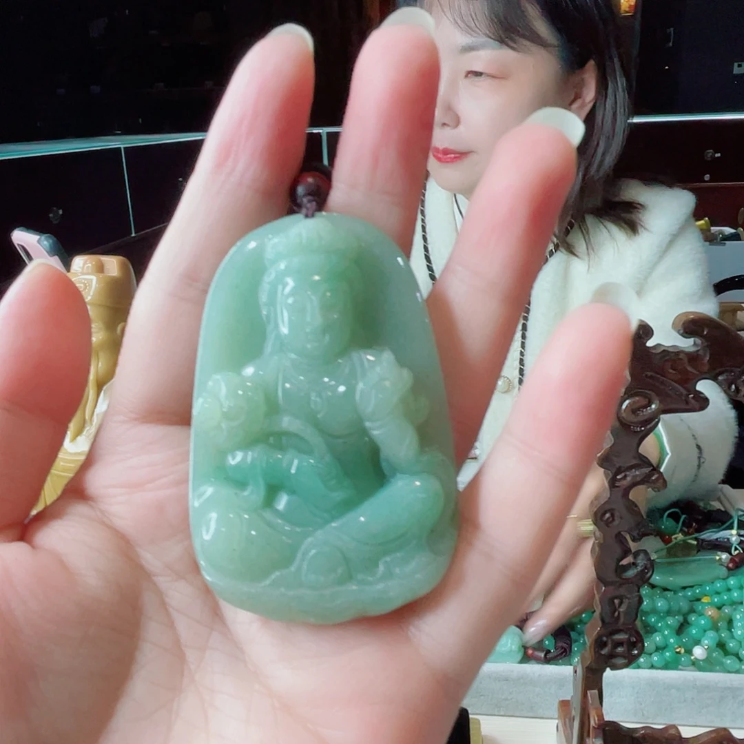 密玉（石英质玉）未镶嵌颈饰