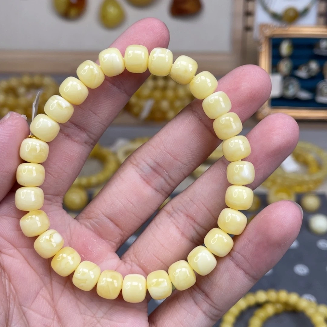 蜜蜡未镶嵌裸石110号