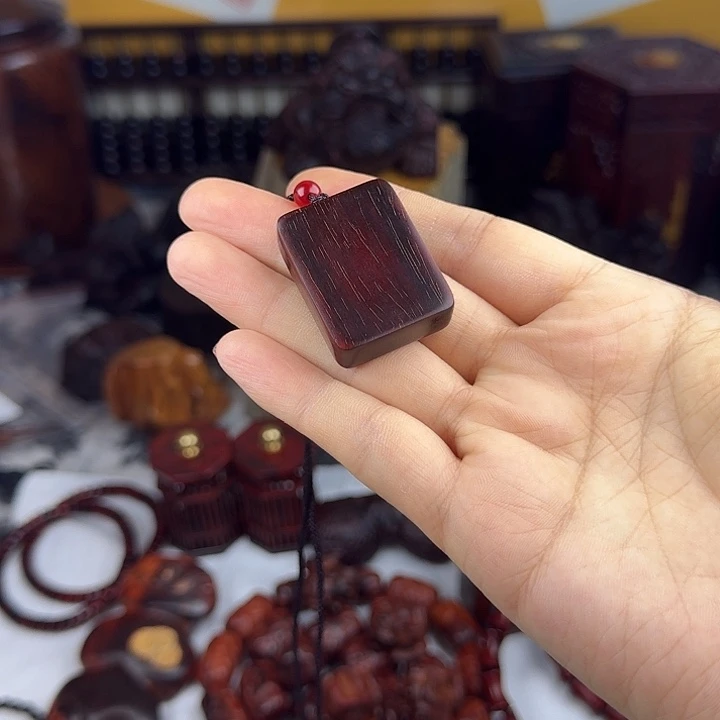 天***水檀香紫檀（小叶紫檀）印度小叶紫檀方糖吊坠