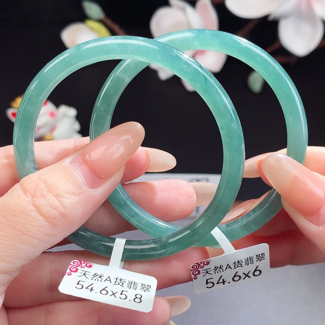 翡翠手镯（圆镯）未镶嵌