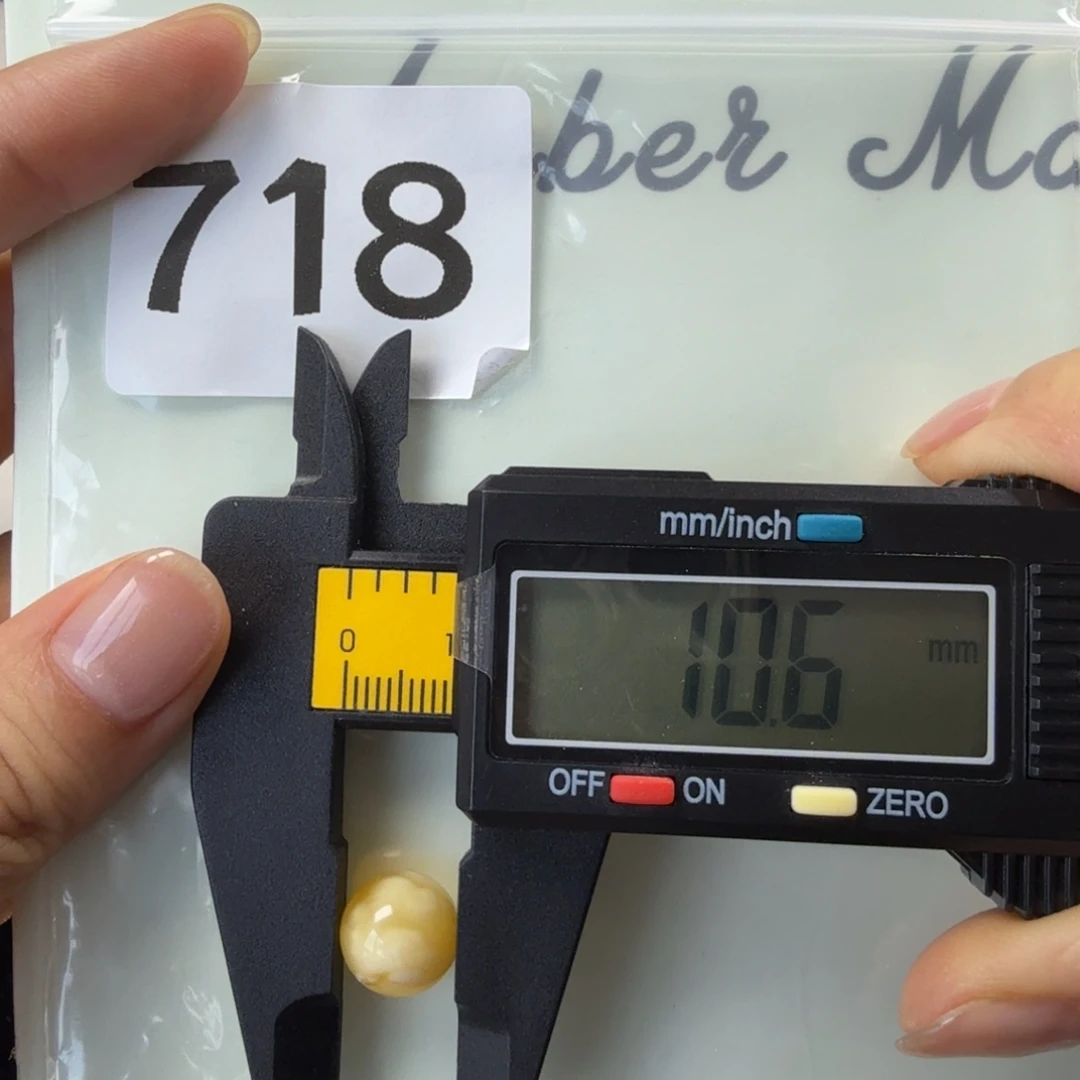 未镶嵌蜜蜡珠宝奇石