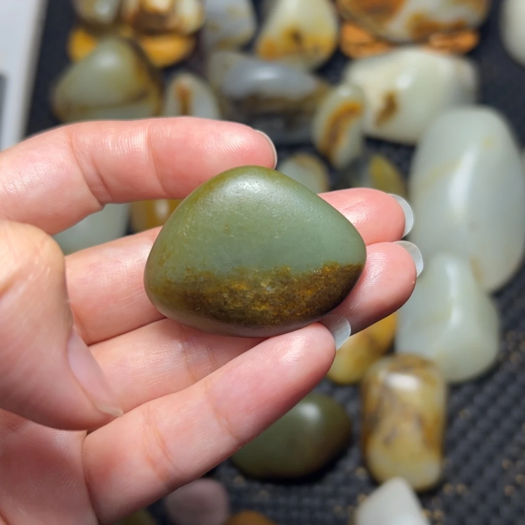 b***l和田玉未镶嵌挂件8