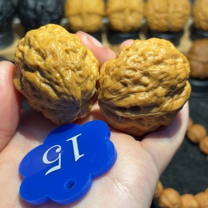 金蟾疙瘩包核桃38