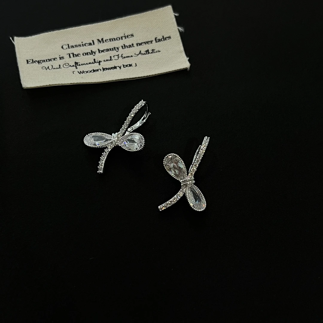 铜合金锆石耳饰 YOYO自留爆闪潮流时尚灵动蝴蝶结耳环583