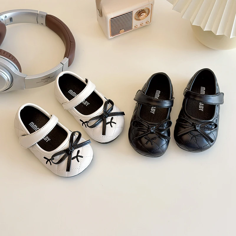 公主单鞋2025春季新款女童鞋子可爱英伦蝴蝶结纯色小皮鞋豆豆鞋