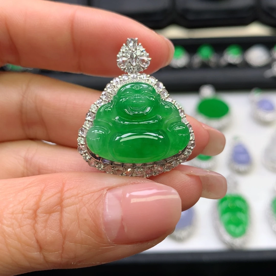 翡翠吊坠(不含链)18K金镶嵌