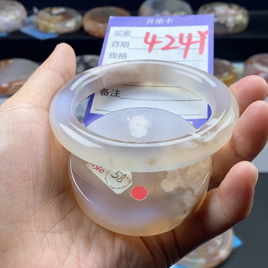 石英质玉手镯未镶嵌K**爱