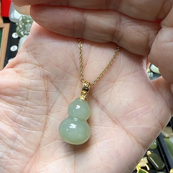 颈饰银S925镶嵌和田玉