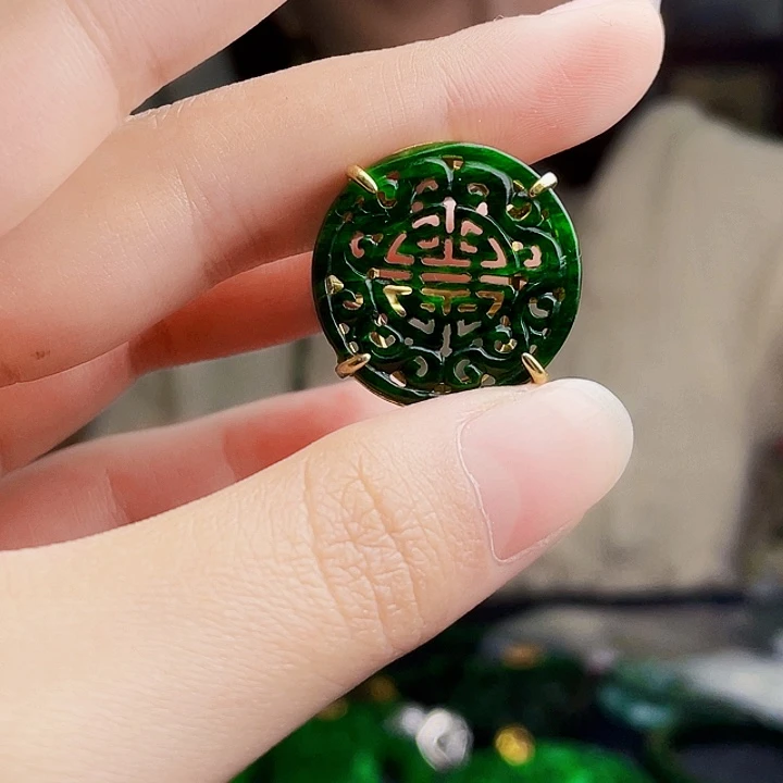 翡翠银S925镶嵌颈饰多样性