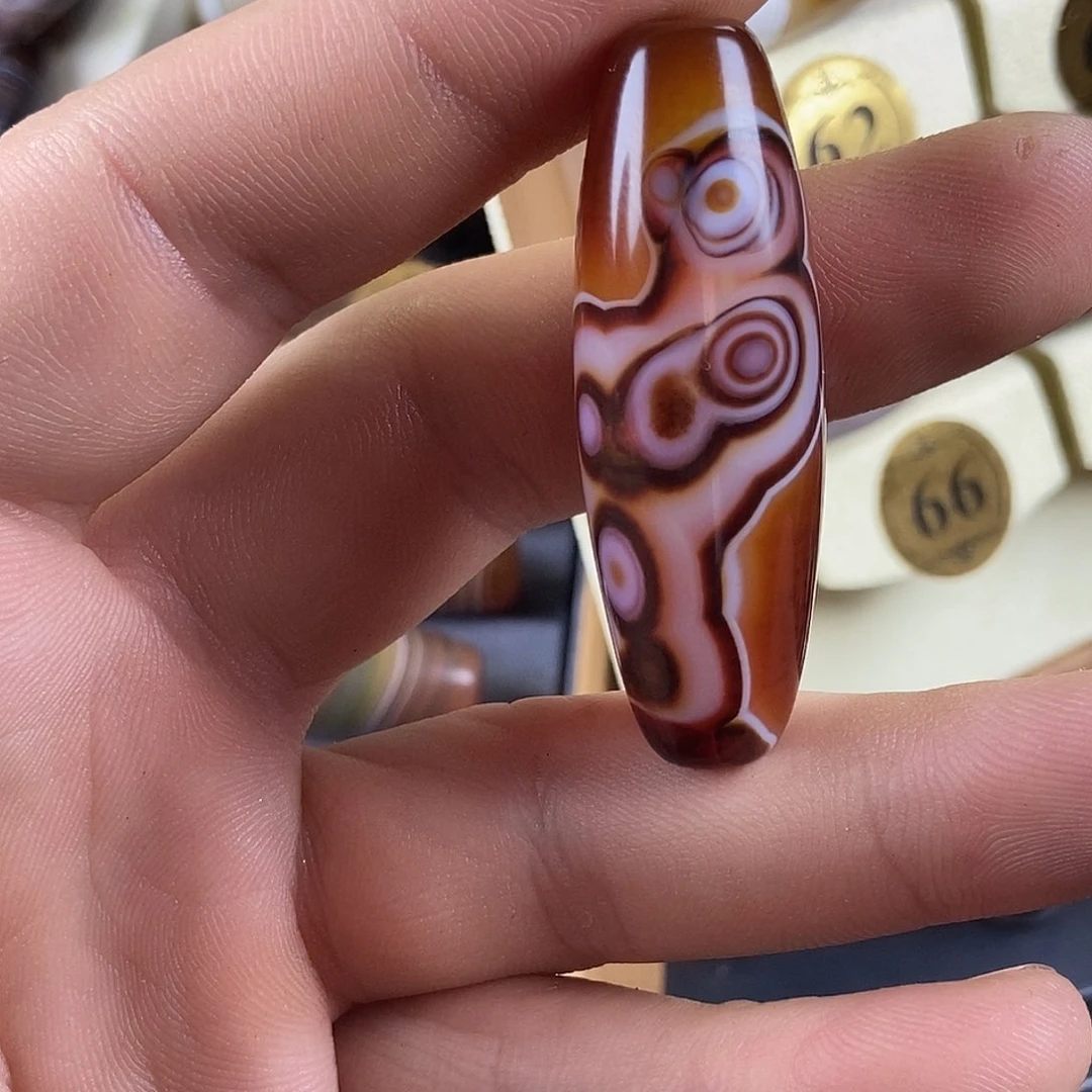 未镶嵌颈饰玛瑙/玉髓吉*草